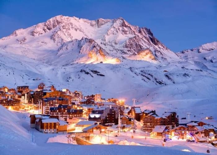 Skiing in Val-Thorens